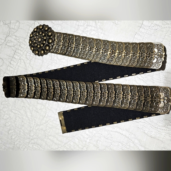 Lane Bryant vintage metal fish scales stretch belt. Olive color Womens sz 26/28 - Picture 10 of 10